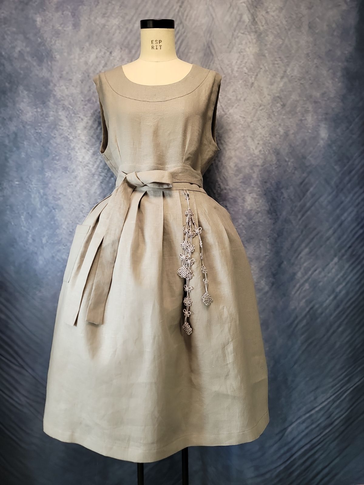 ハンドメイド お守りチャーム マスタードイエロー&ライムグリーン ハンドメイド お守りチャーム マスタードイエロー&ライムグリーン