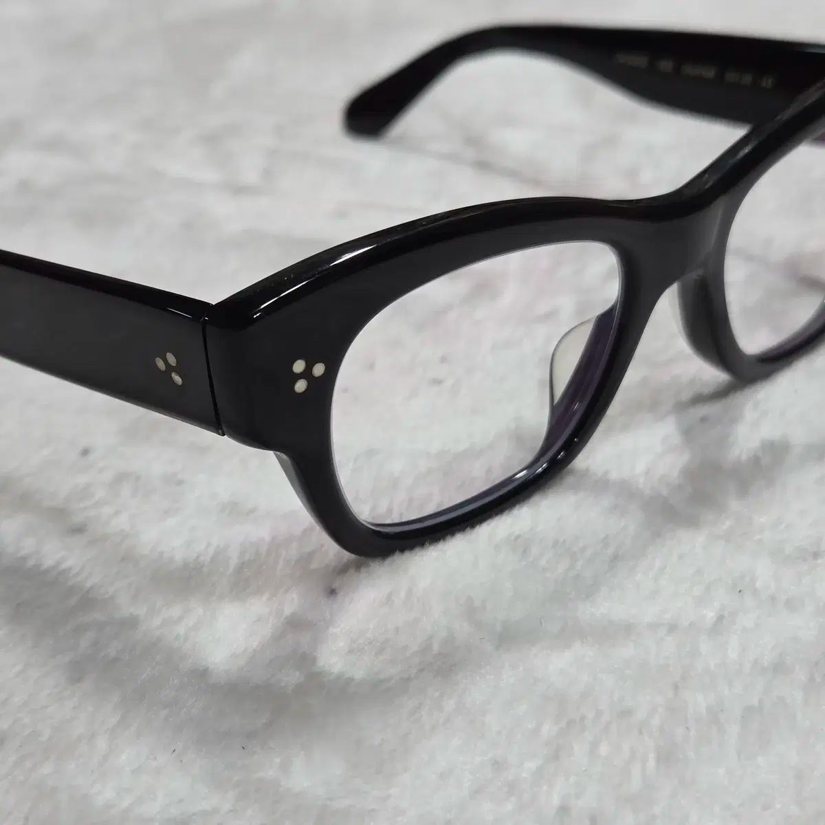 オリバーピープルズ