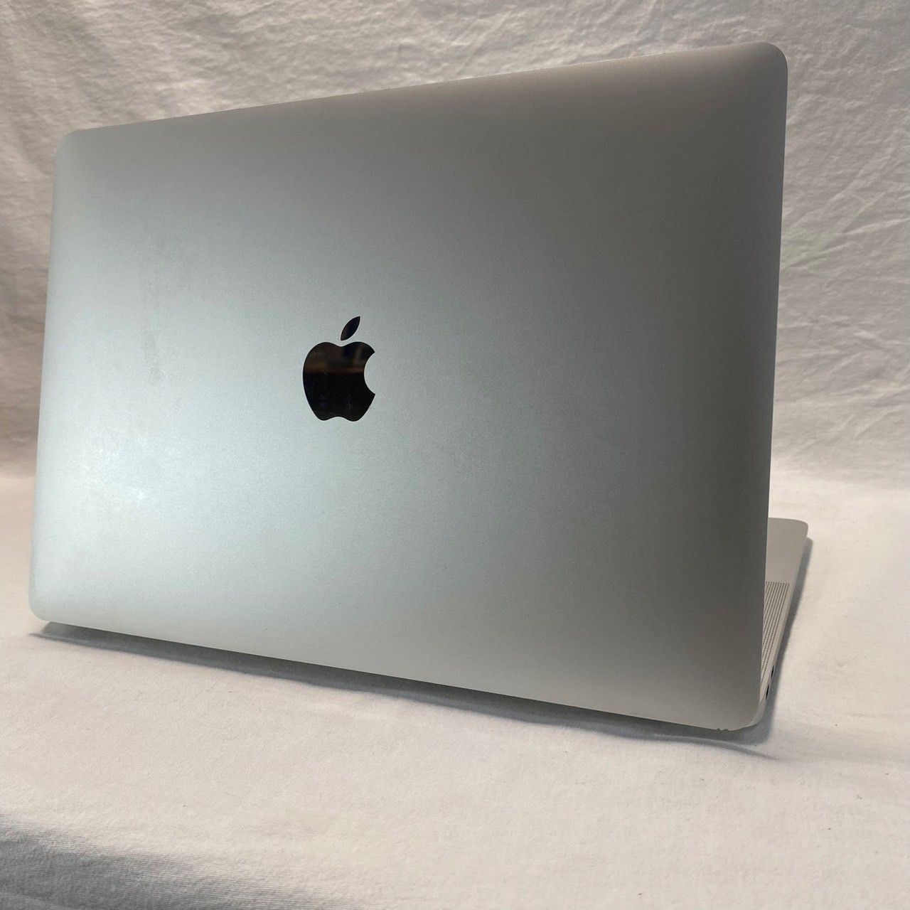MacBook Air 13インチ Apple M1チップ搭載モデル シルバー Apple