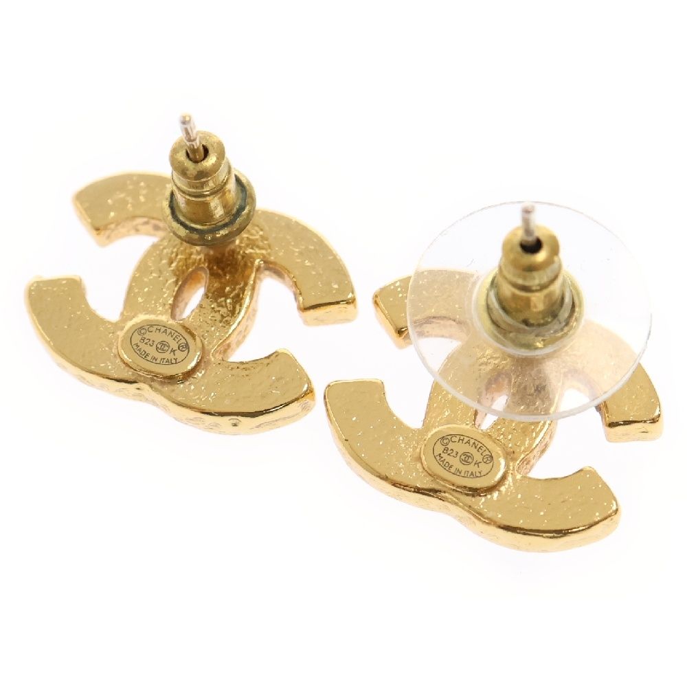 CHANEL (シャネル) ココマーク B23刻印 ネオンピンク ピアス  