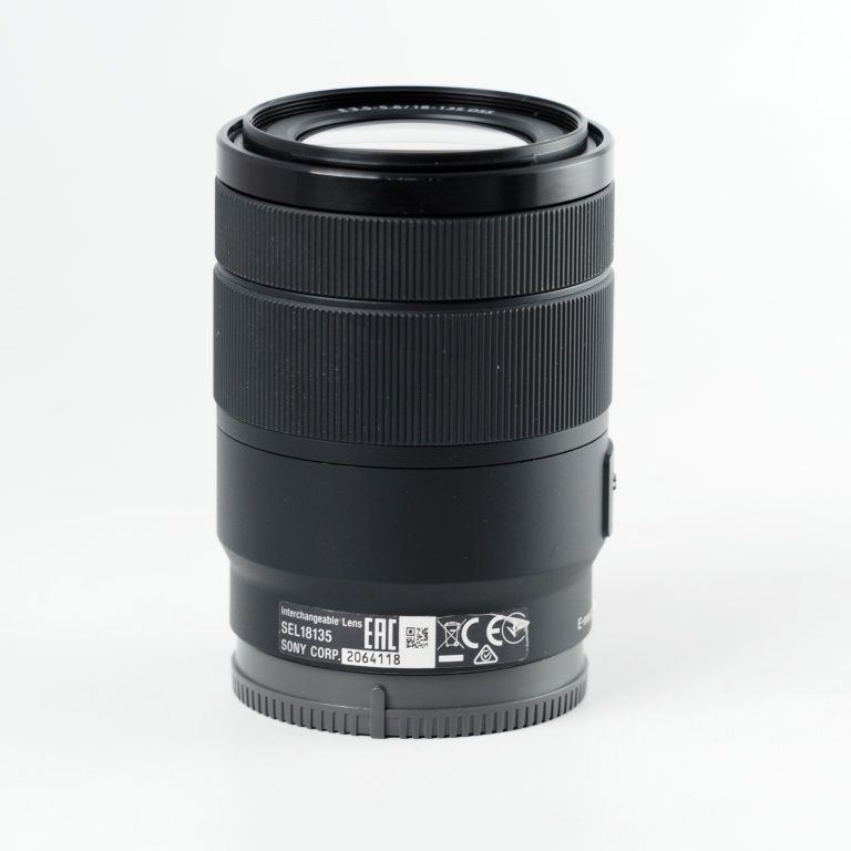 ソニー / 高倍率ズームレンズ / APS-C / E 18-200mm F3.5-6.3 OSS LE / デジタル一眼カメラαEマウント SONY.EマウントのAPS-Cおすすめ望遠・高倍率ズームレンズ│旅カメラblog