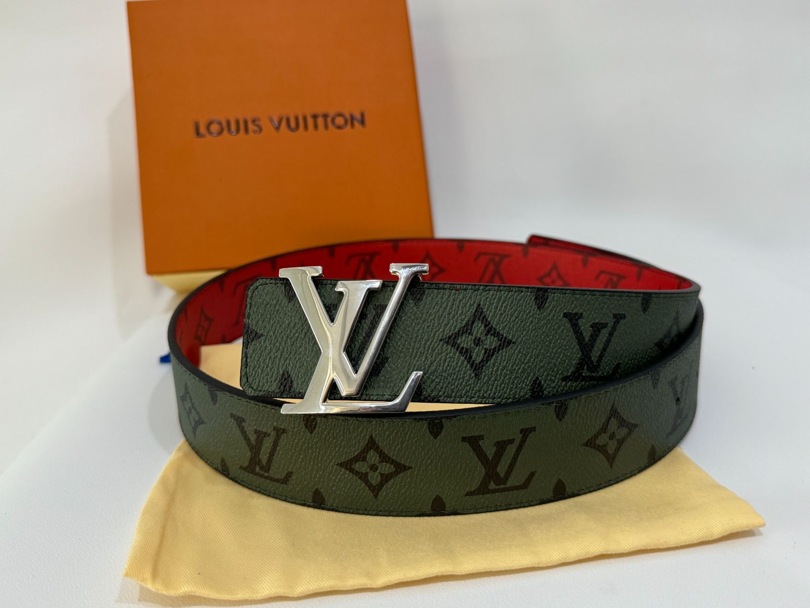 LOUIS VUITTON   ベルト   リバーシブル グリーン レッド