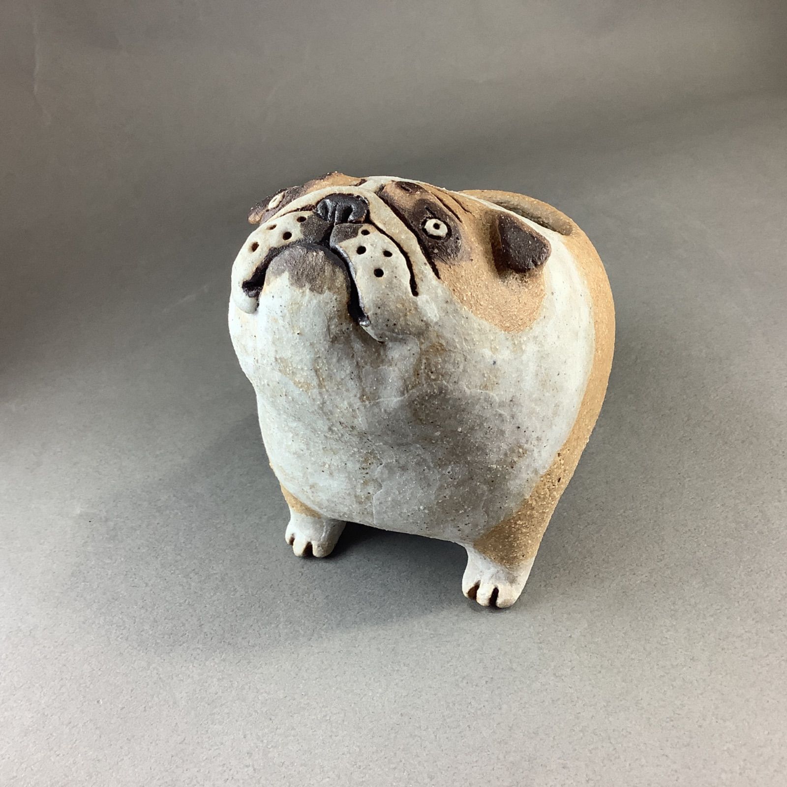 かとうゆみ いぬ かとうゆみさん陶器犬の置物 鉢 かとうゆみさん陶器犬