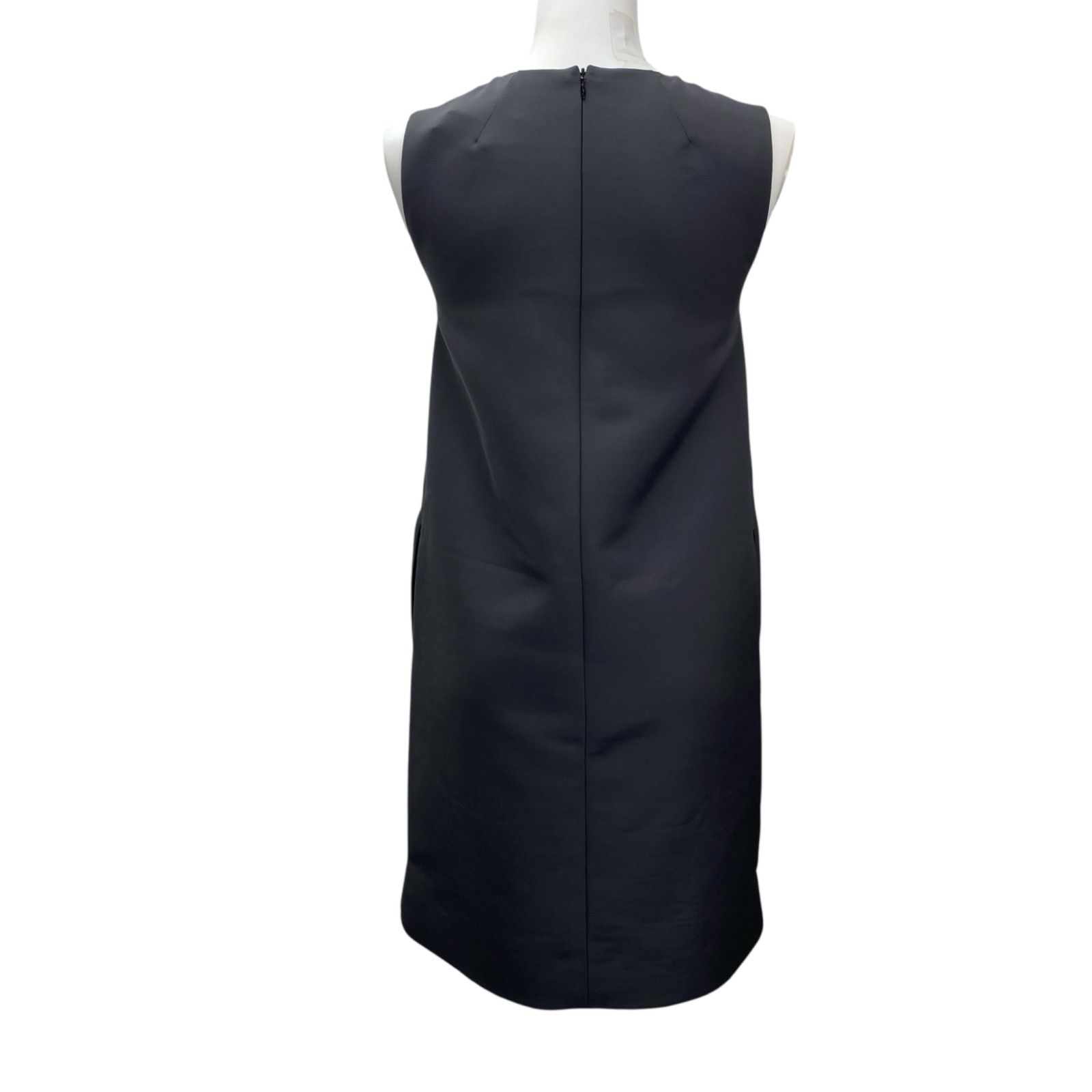 ◇デイジーリン DAISY LIN ワンピース 膝丈 ノースリーブ 灰色