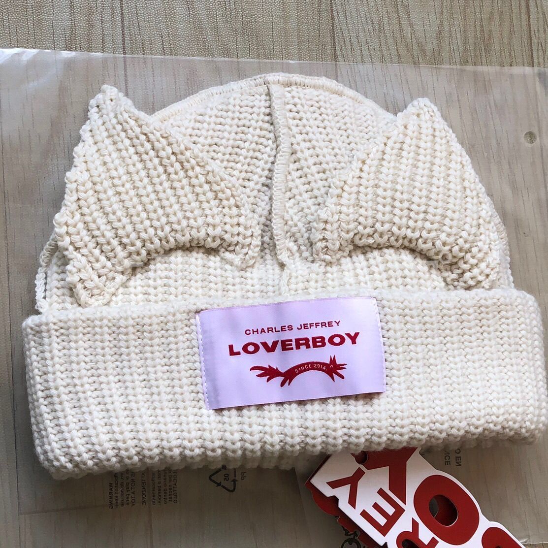 charles jeffrey loverboy 厳つ 猫耳ニット帽 ①