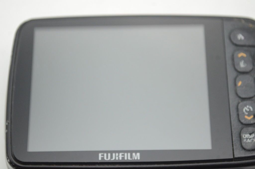 コンパクトデジタルカメラ レッド＆ブラック