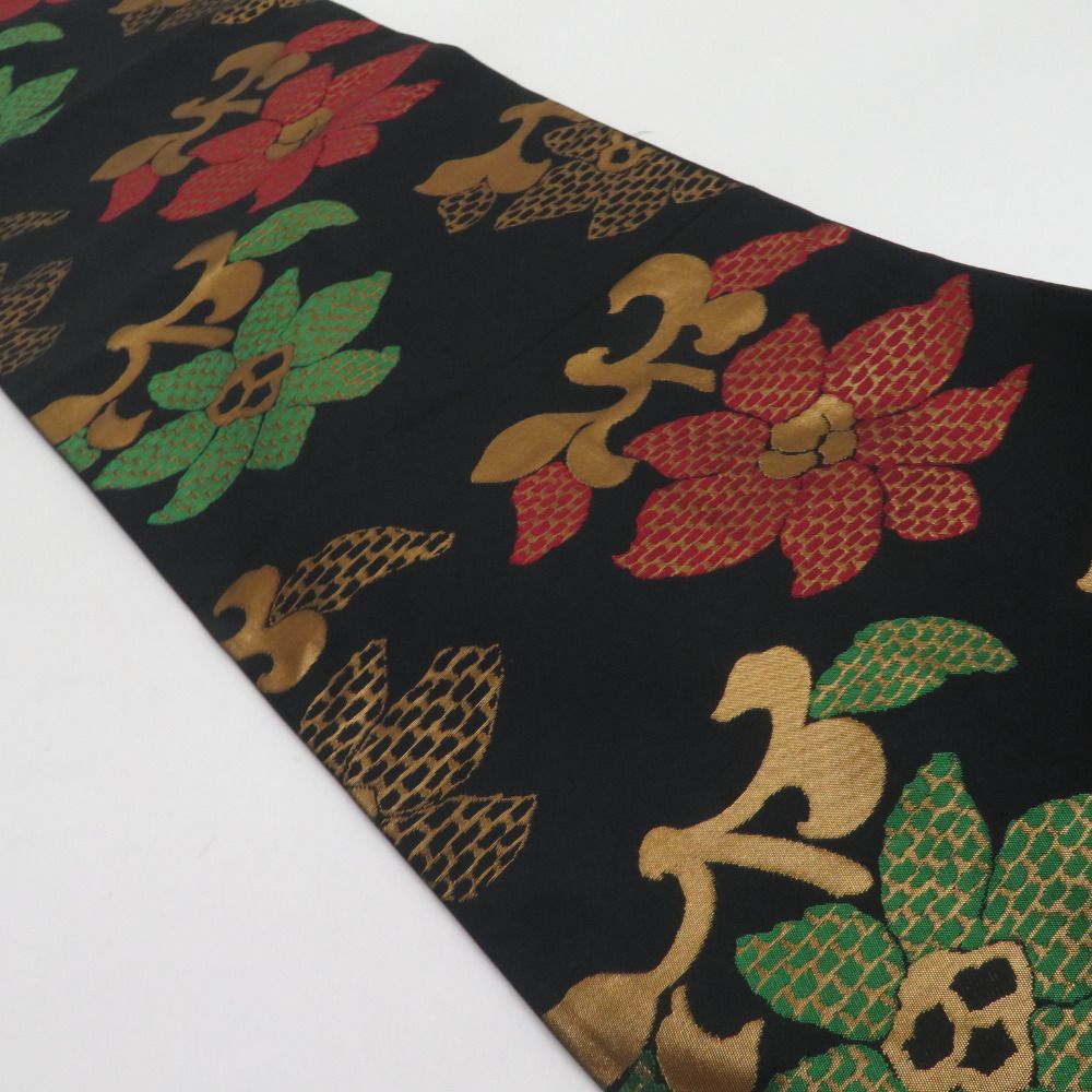 袋帯 花唐草文様 黒色 金糸 正絹 全通柄 着物帯 長さ424cm - メルカリ 袋帯 花唐草文様 黒色 金糸 正絹 全通柄 着物帯 長さ424cm - メルカリ
