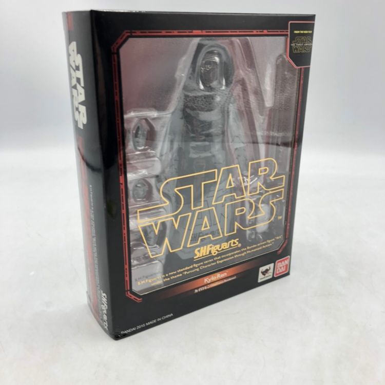 新品・未開封　BANDAI SHFiguarts Kylo Ren カイロ・レン S.H.フィギュアーツ スター・ウォーズ カイロ・レン (最後の