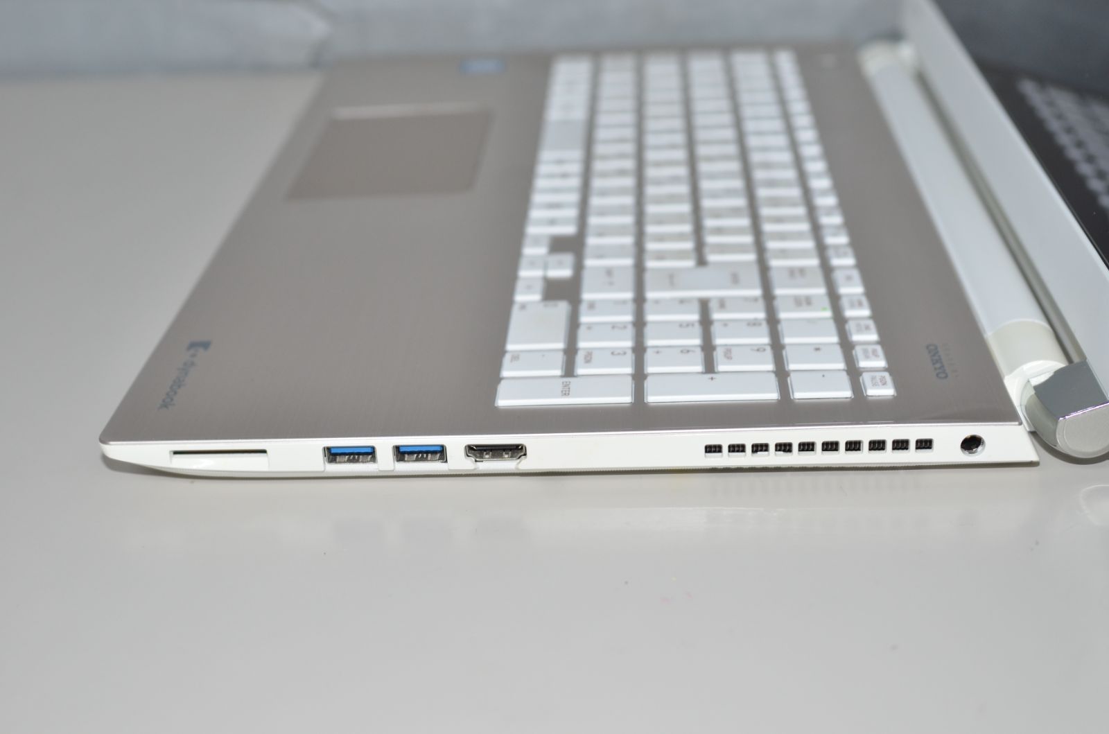 中古良品ノートパソコン Windows11+office 爆速SSD512GB 東芝Dynabook