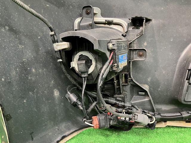 エスティマ AHR20W