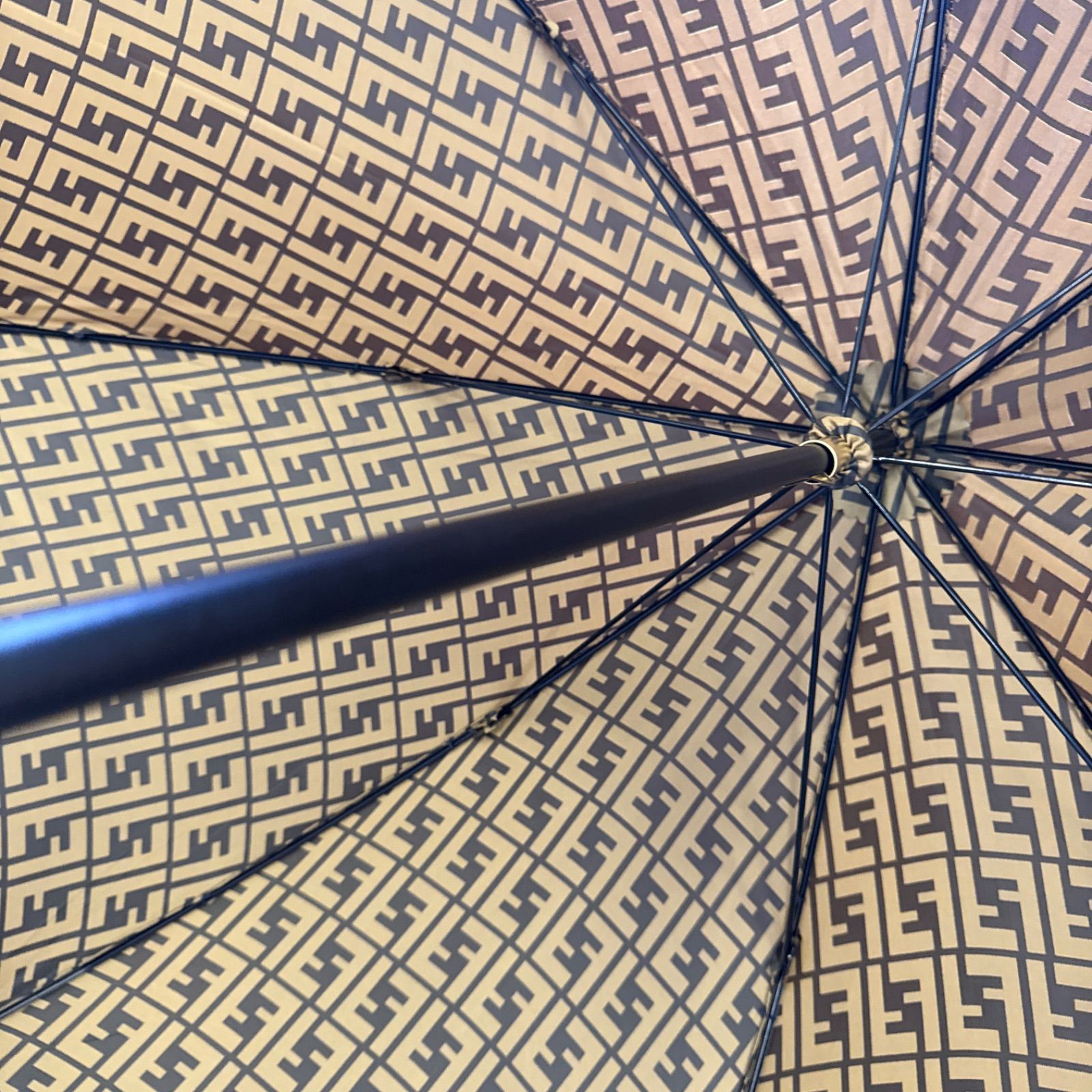 フェンディ ズッカ柄アンブレラ