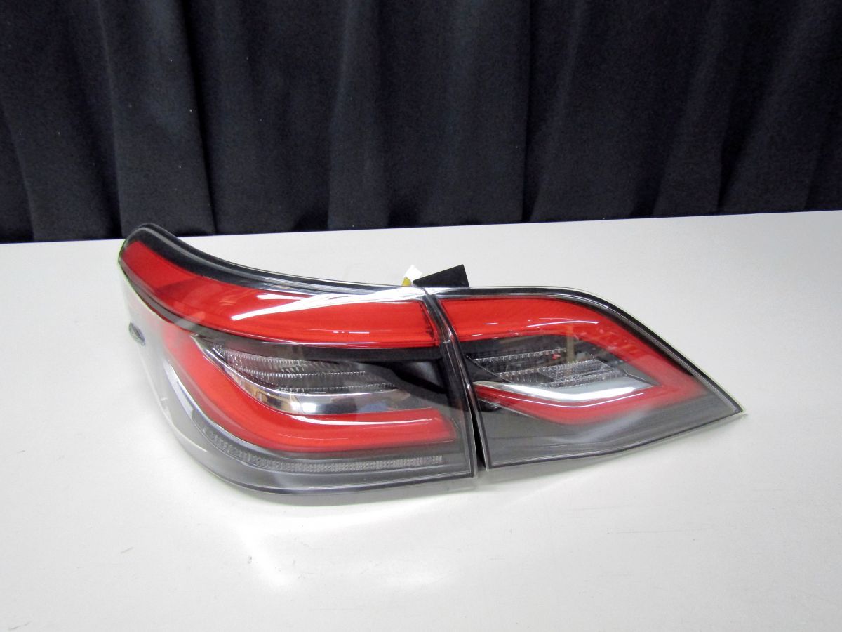 トヨタ AZSH20 クラウン ハイブリッド RSアドバンス 純正 左 テールランプ 2点SET Koito 30-448 助手席側 220 H2