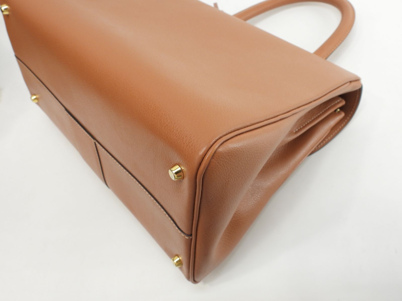 デルボー ブリヨンMM レザー 茶 ハンドバッグ トップハンドルバッグ 323