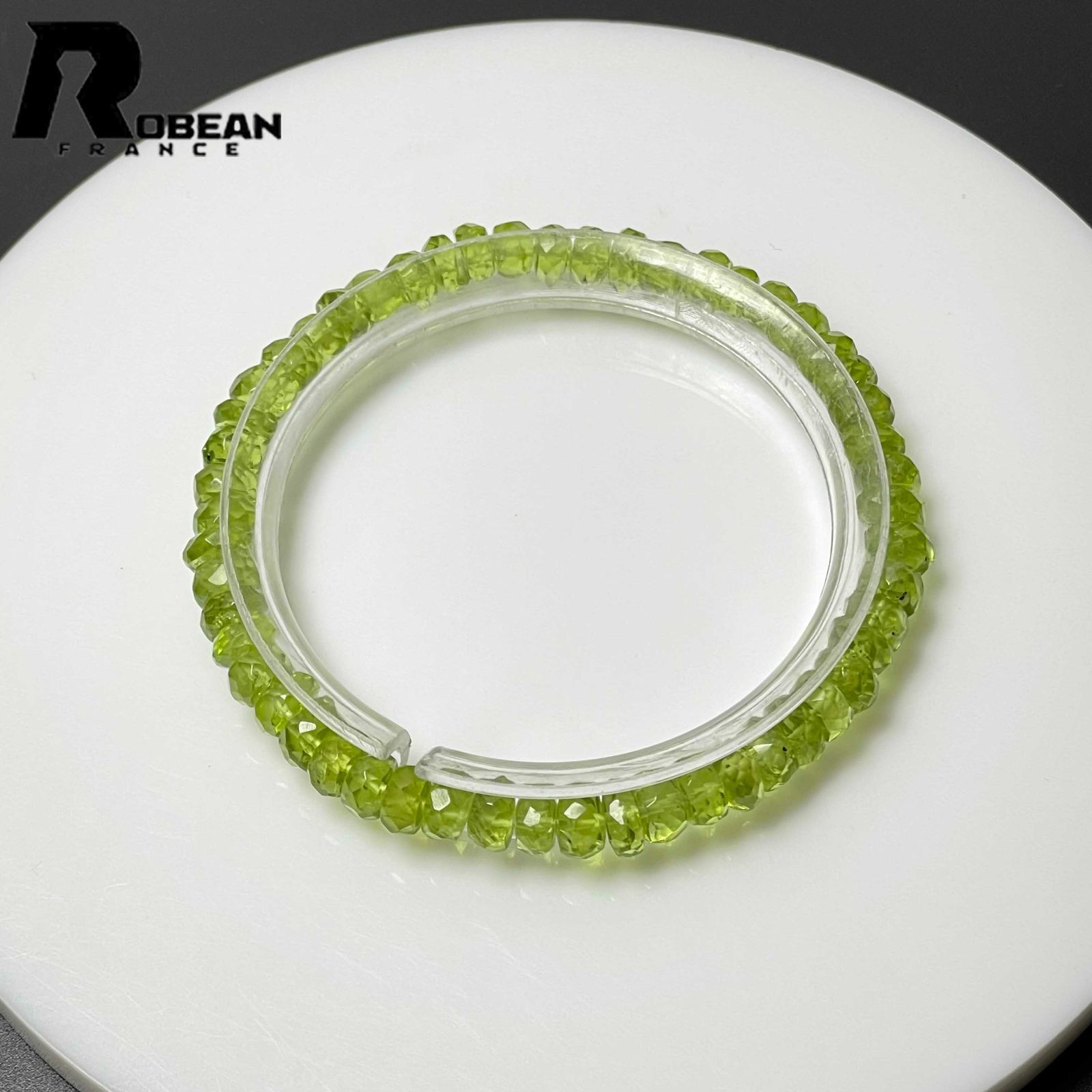 絶賛 EU製 定価8万円☆ROBEAN・グリーンペリドット☆ボタンカット  