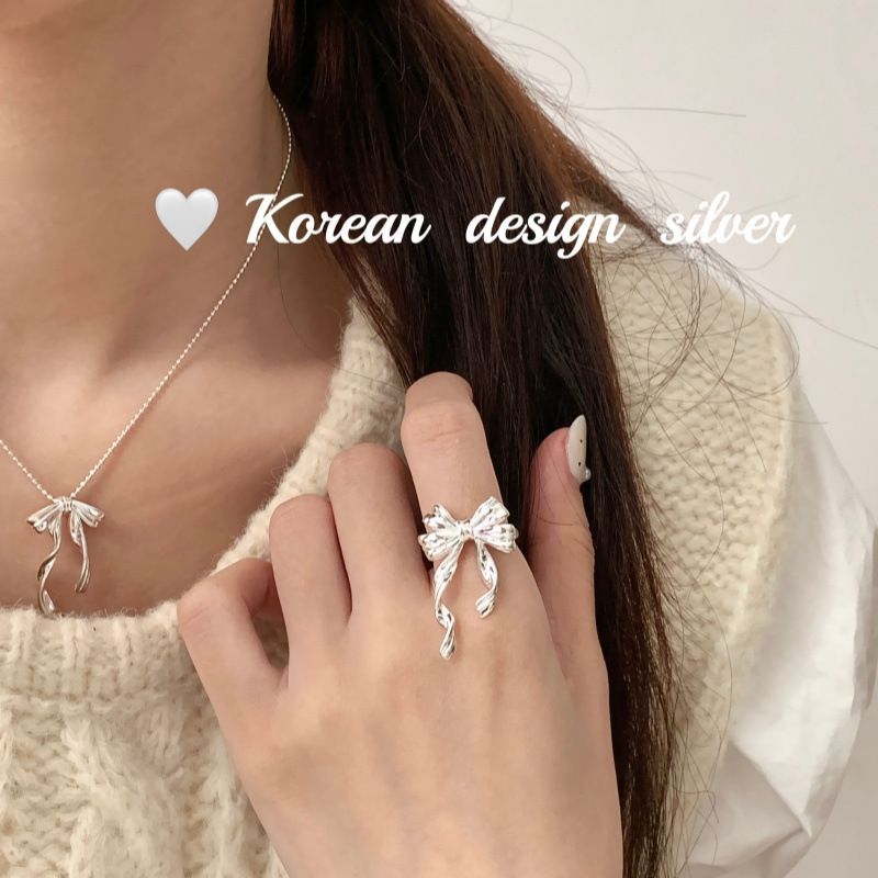 東大門ins風シルバー S925純銀リボンテクスチャーのフリンジリングはニッチなデザインで何でも使います