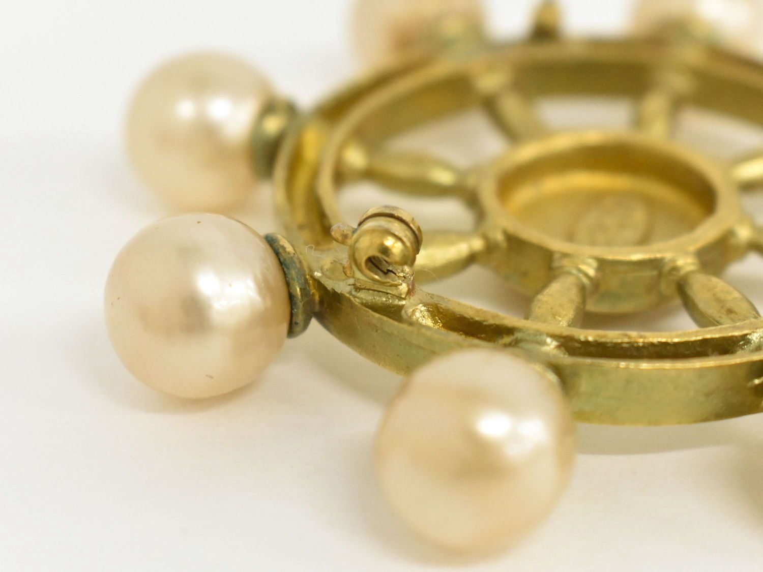 CHANEL舵輪モチーフパールブローチヴィンテージシャネル