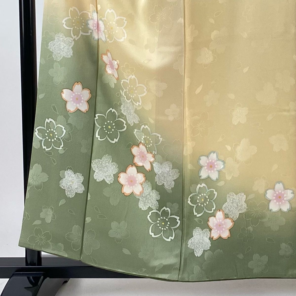 付下げ 身丈157.5cm 裄丈62cm S 袷 桜 地紋 染め分け ぼかし 薄