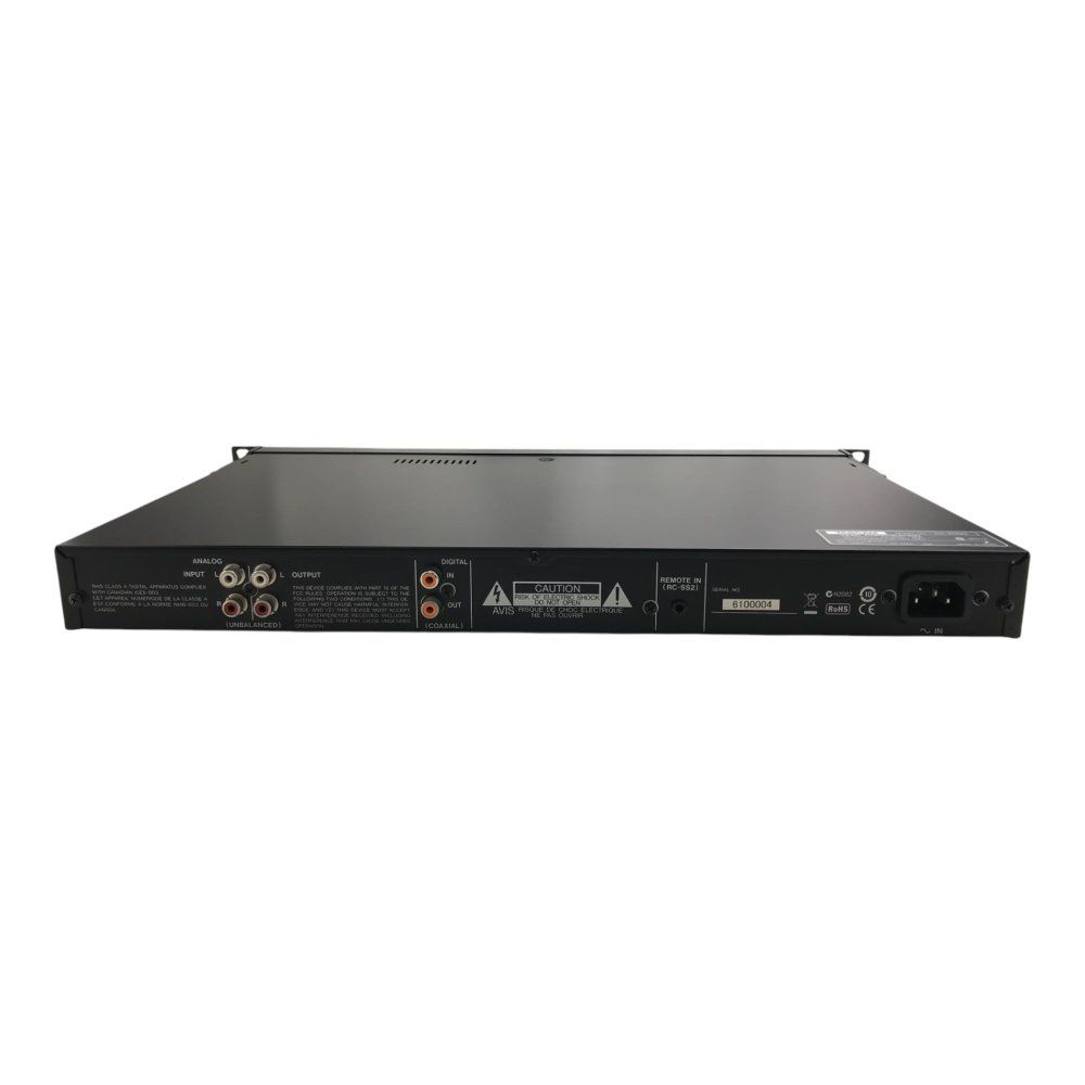 TASCAM ソリッドステートステレオオーディオレコーダー
