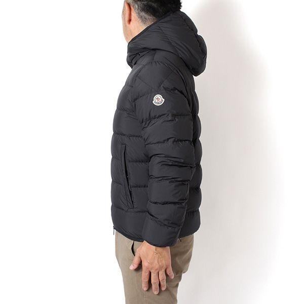 25AWモデル モンクレール MONCLER MONTBROCQ ダウンジャケット