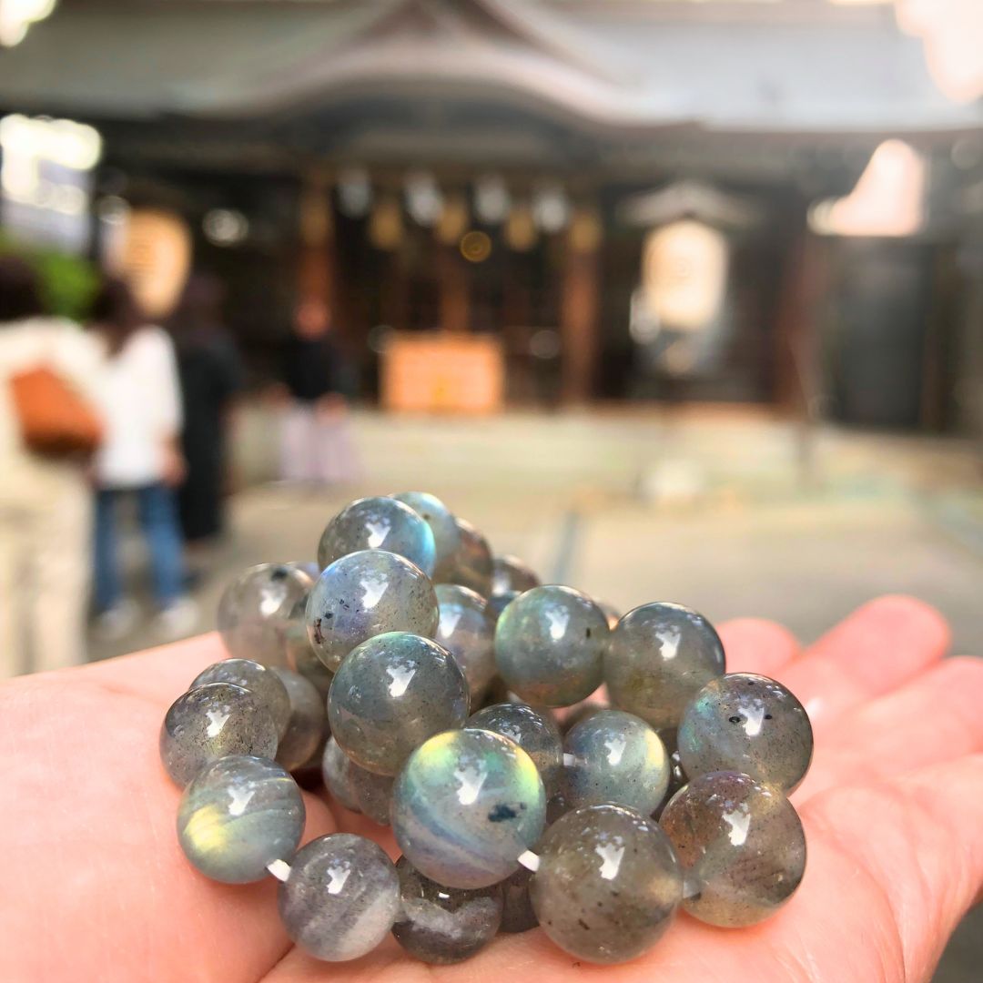 ラブラドライト（サムハラ神社祈願）の水晶・オニキスブレスレット