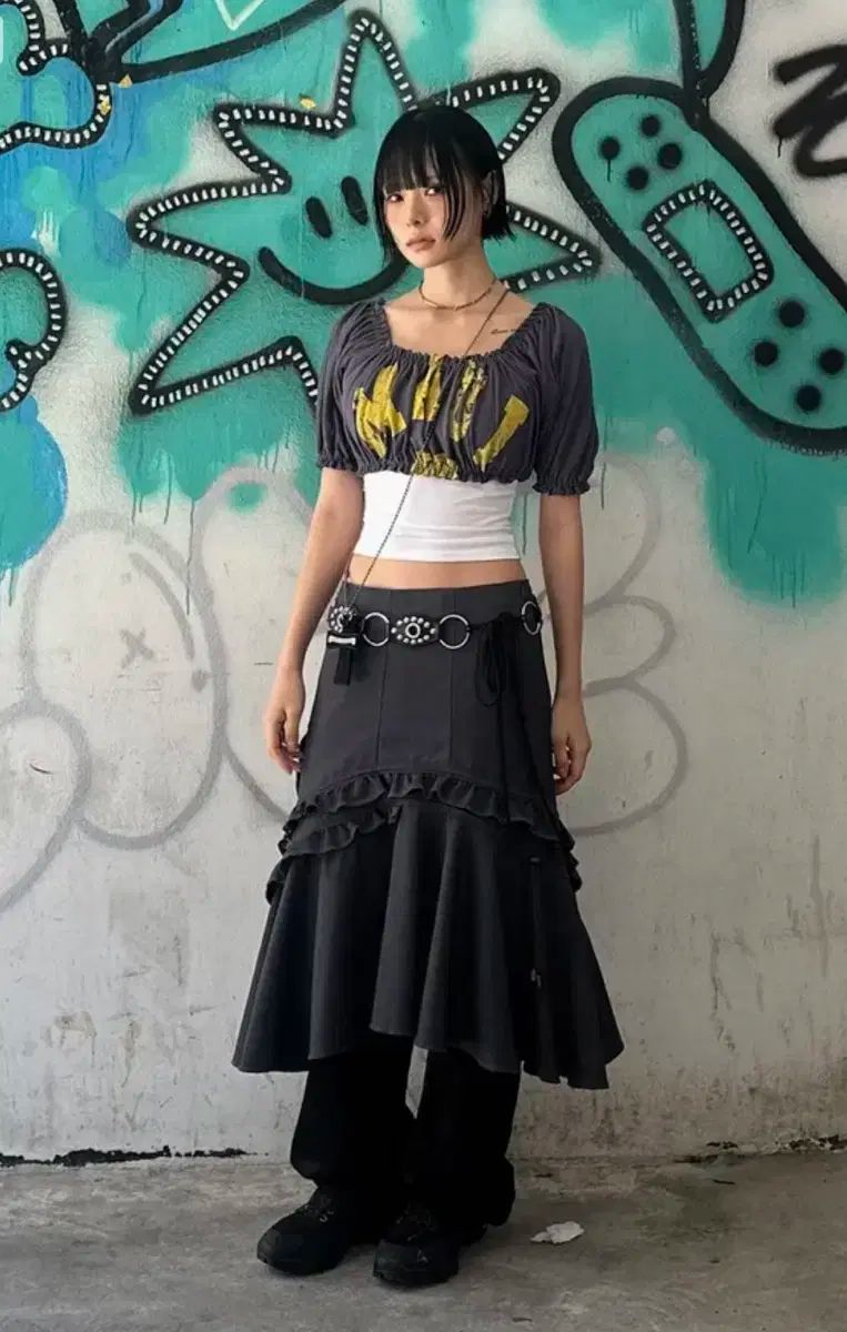 SCULPTOR crinkle columer top skirt