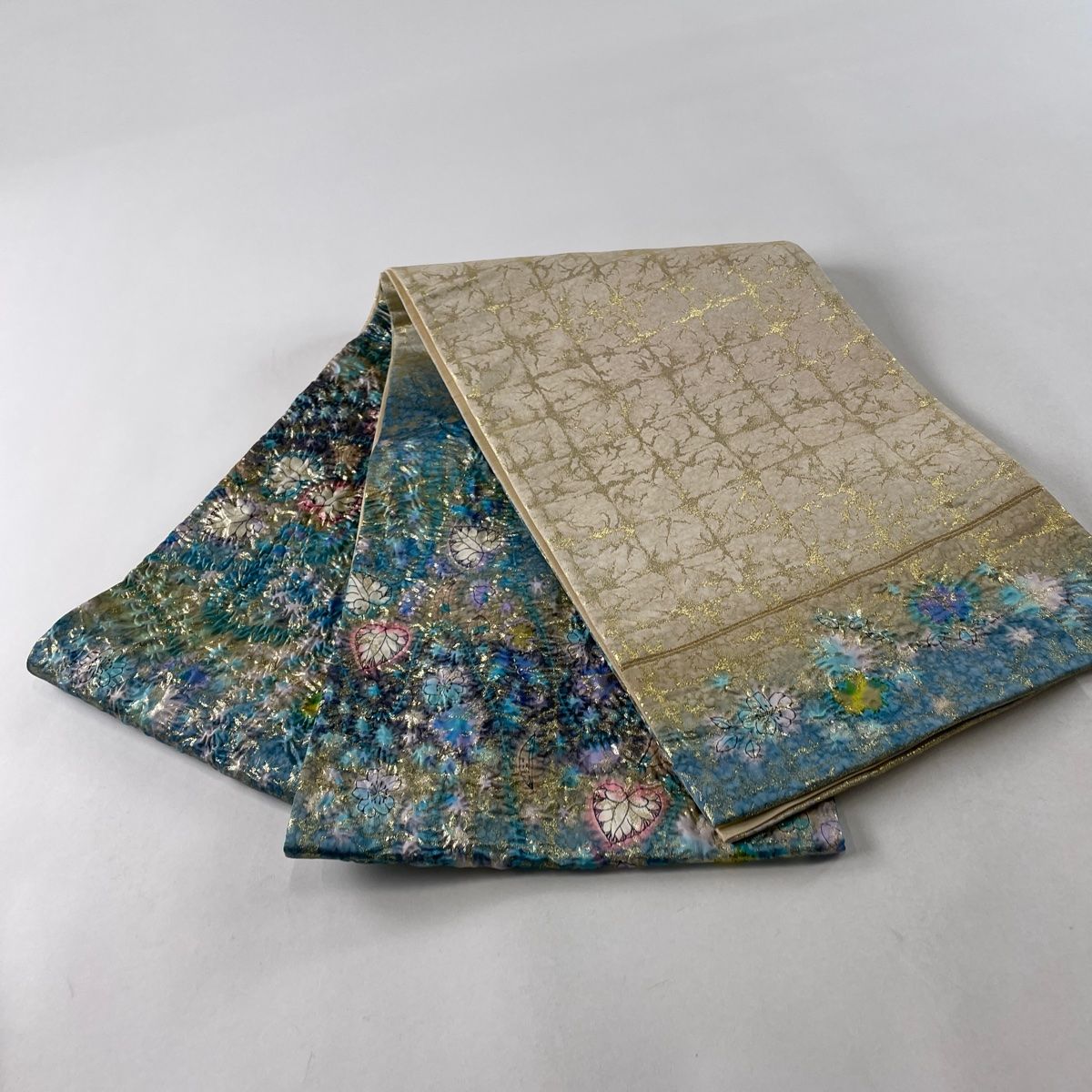 袋帯 美品 名品 桜 葵 絞り 箔 藍色 お太鼓柄 正絹 【中古 袋帯 美品 名品 桜 葵 絞り 箔 藍色 お太鼓柄 正絹 【中古