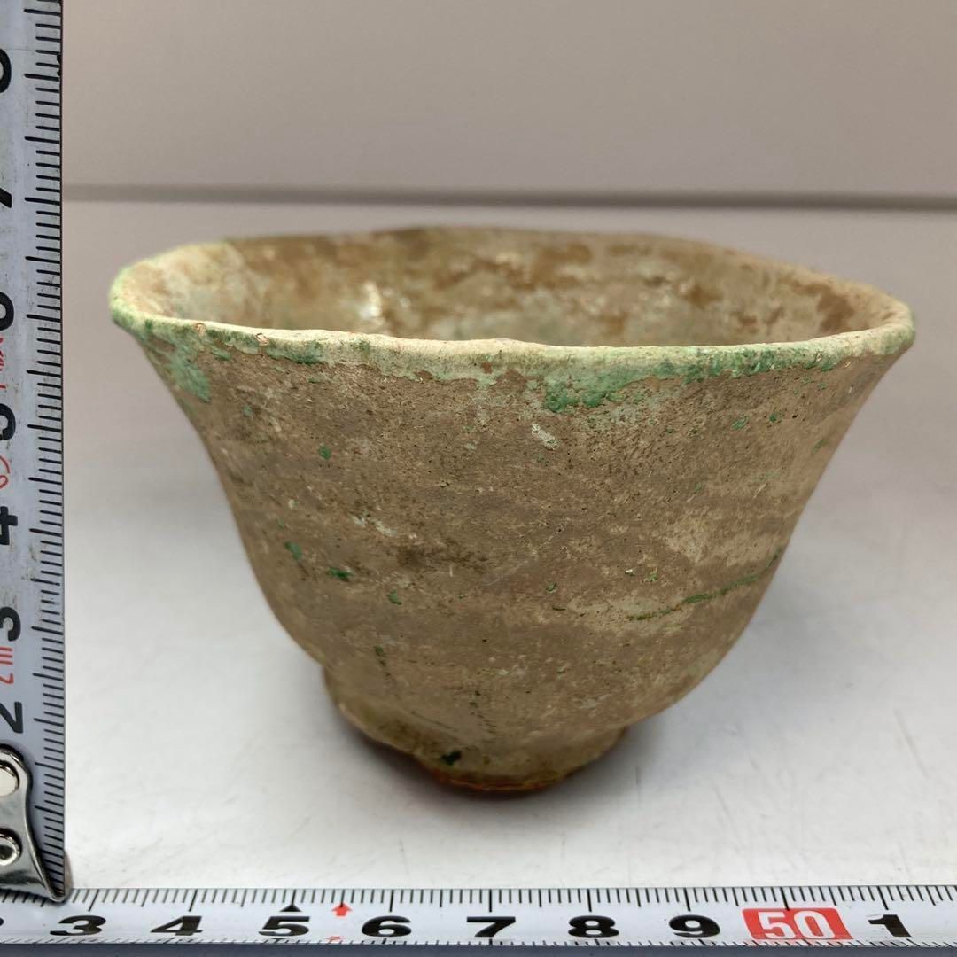 古代中国　緑釉茶碗　ケース付　最大幅約8.9㎝　本Y5-0524☆1Fタサチ 古代中国 緑釉茶碗 ケース付 最大幅約8.9㎝ 本Y5-0524☆1Fタサチ