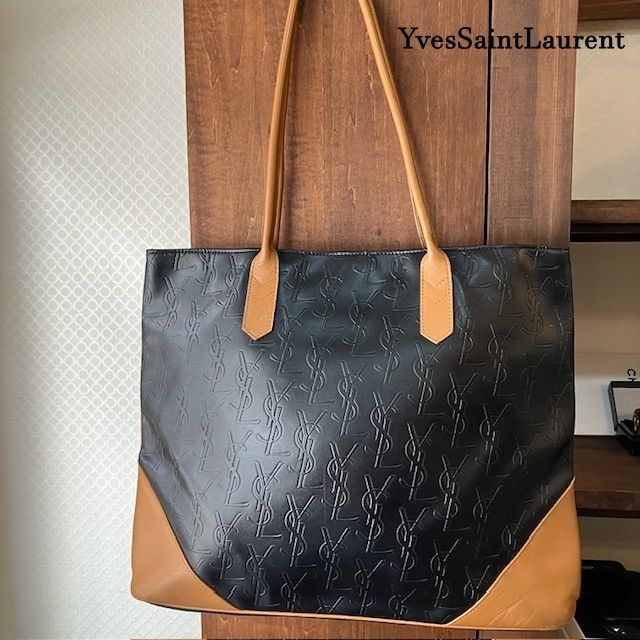 イヴサンローラン YvesSaintLaurent エンボスロゴ型押し PVCキャメル 