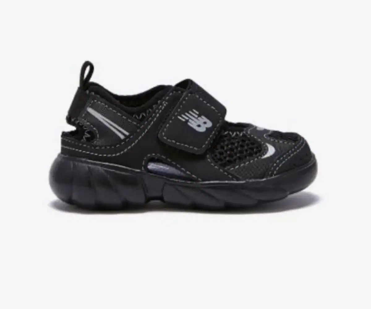 New Balance ニューバランス フリドル 120