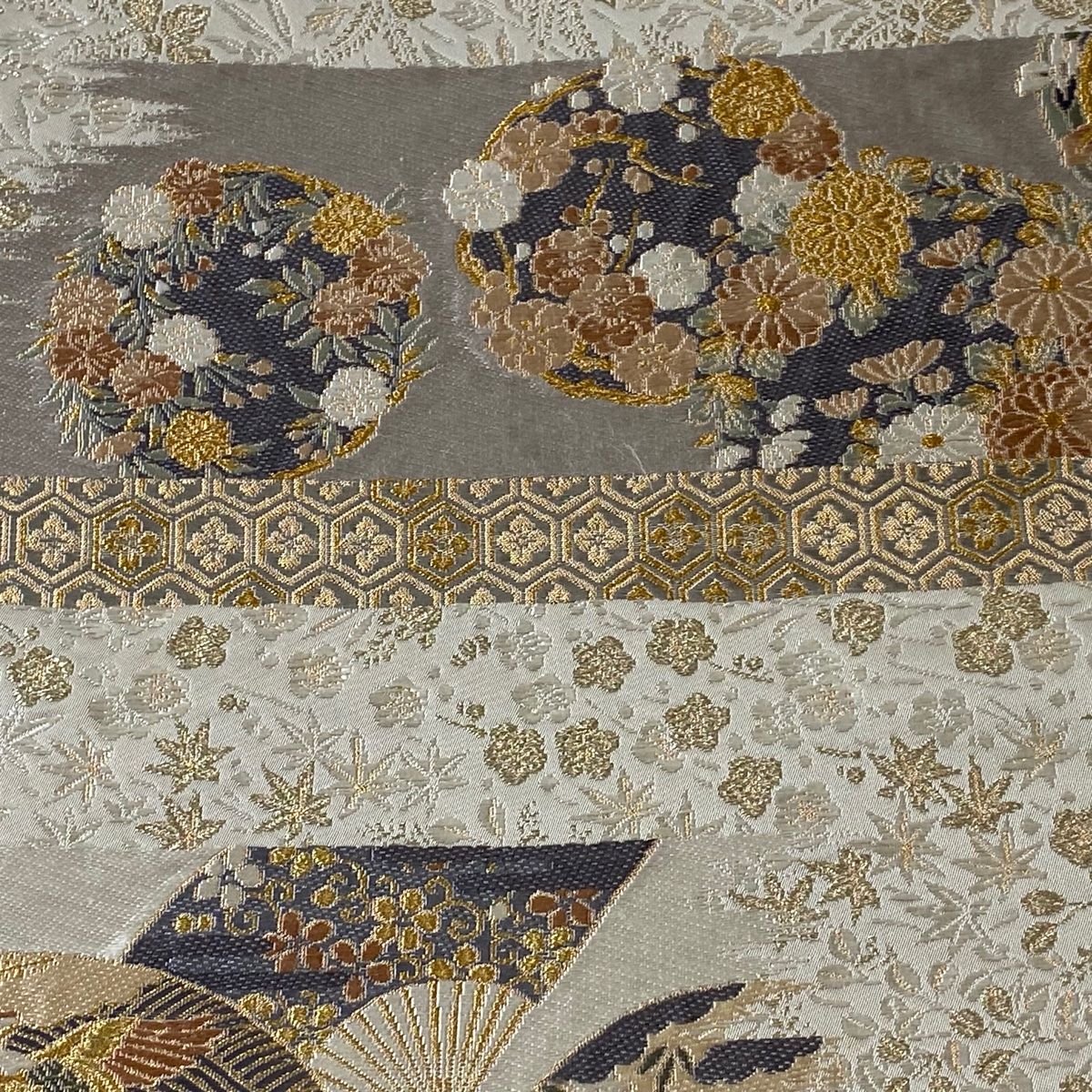 丸帯　アンティーク　豪華刺繍　金糸 Yahoo!オークション -「アンティーク」(丸帯) (帯)の落札相場