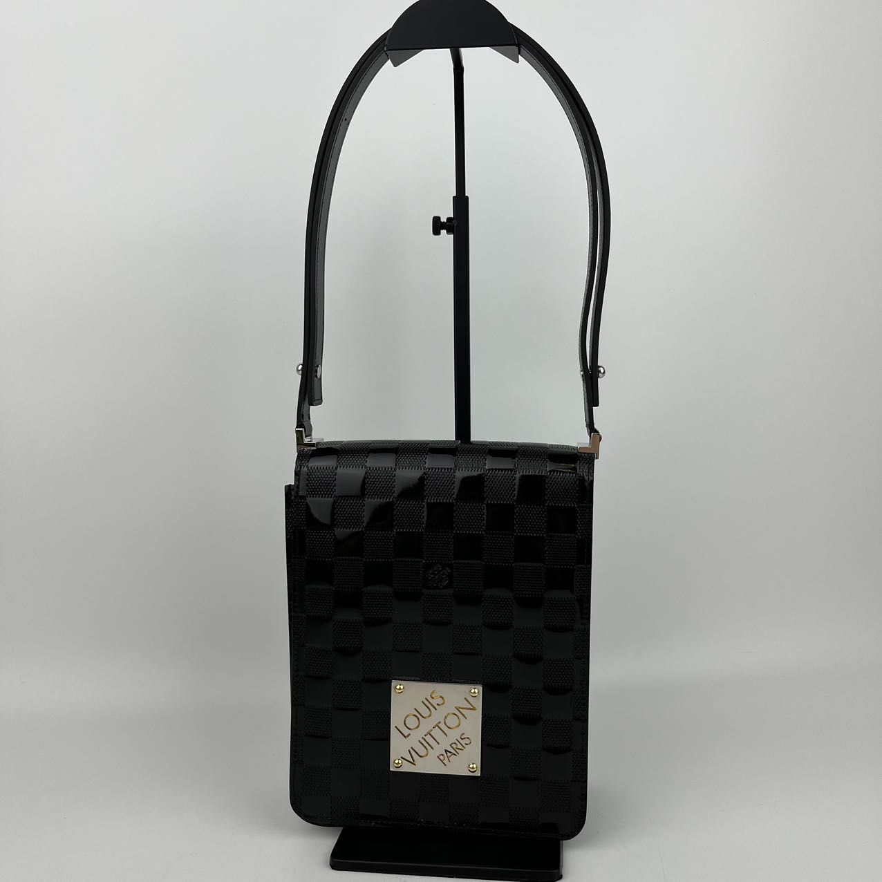 LOUIS VUITTON ルイヴィトン ショルダーバッグ ダミエ ヴェルニ クラブ M92127 VI0021  レディース【中古商品】Shoulderbag HIBUOCHI VINTAGE - メルカリ