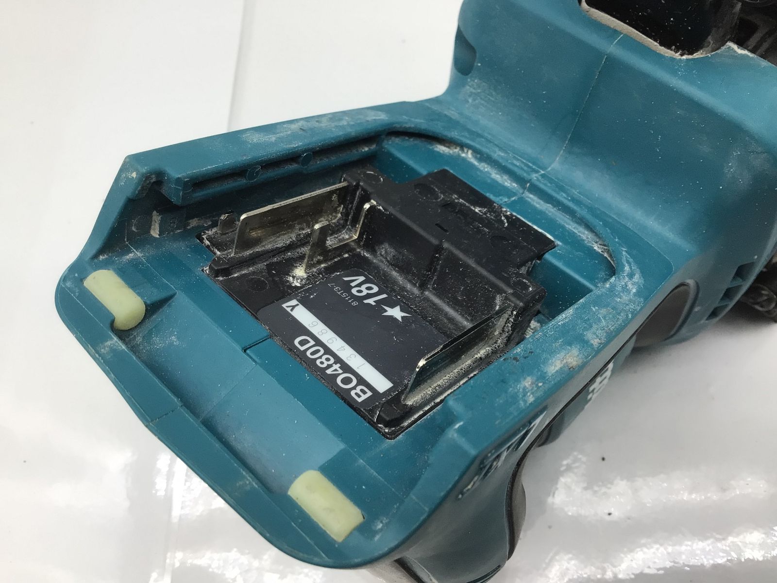 18V充電式防じんミニサンダ