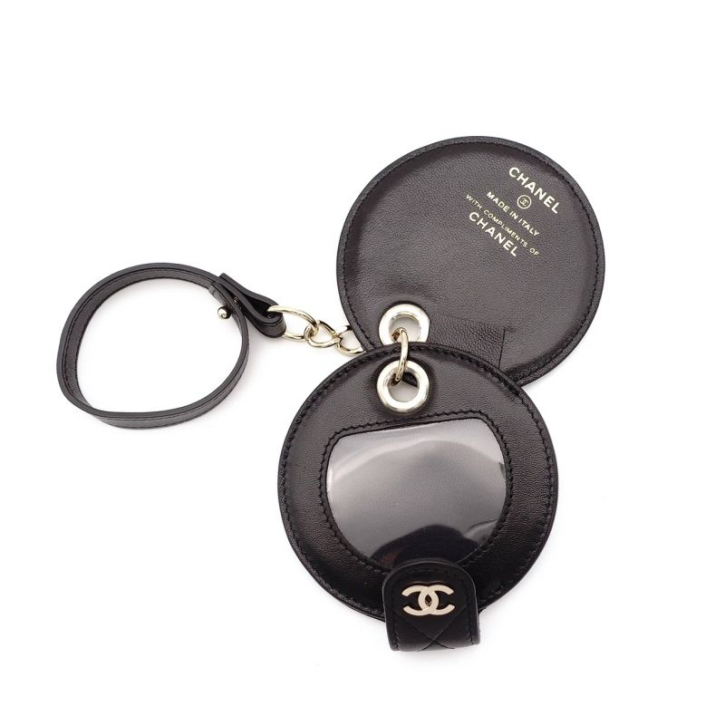 シャネル CHANEL ココマーク マトラッセ ラムスキン チャーム