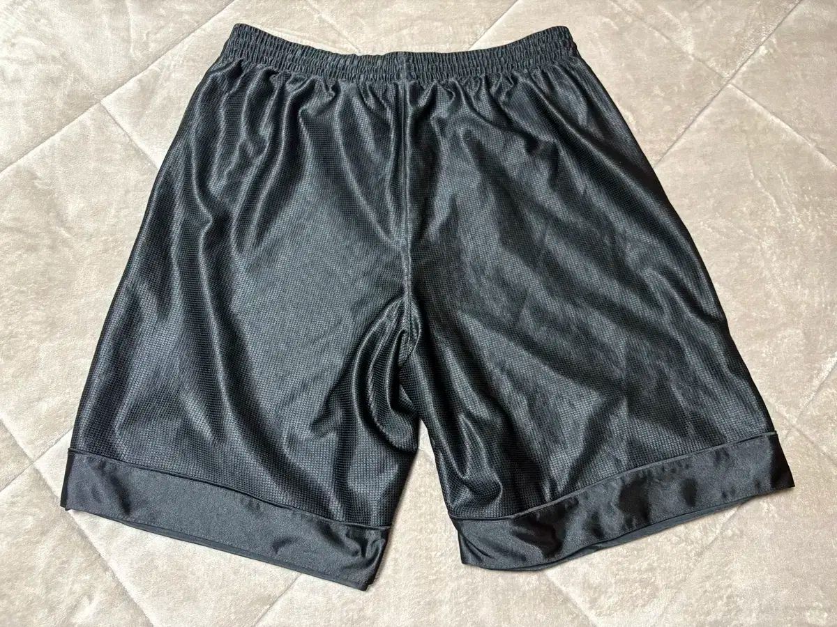 ナイキ　バスケハーフパンツ　デューク大学 ショートパンツ XL 古着 希少 XL ヴィンテージ Nike(ナイキ） 90s バスケットボール ショート