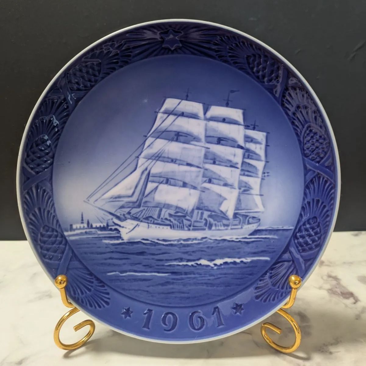 品ロイヤルコペンハーゲン イヤープレート 1961年 アンティーク 廃盤