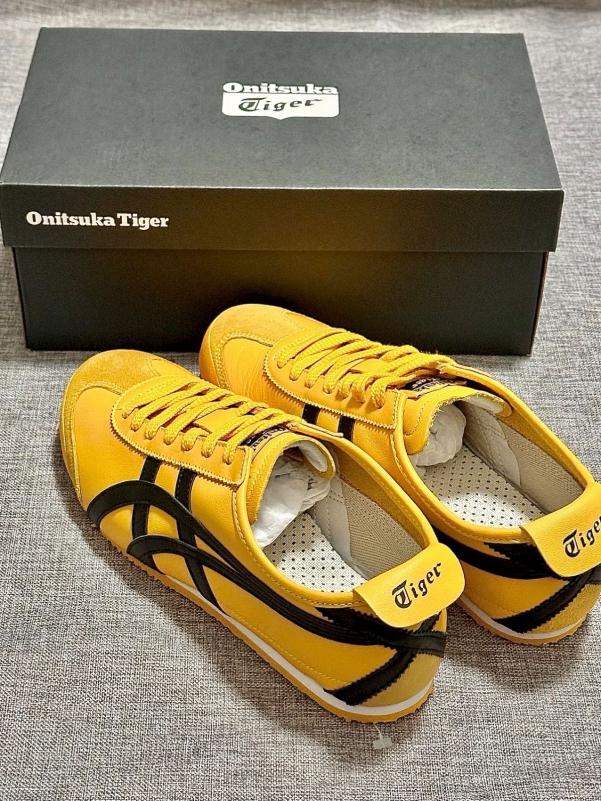 K 新品未使用品 Masei【マセイ】 XL 62cm 黄色 YELLOW 新品未使用 Onitsuka Tiger オニツカタイガー MEXICO 66