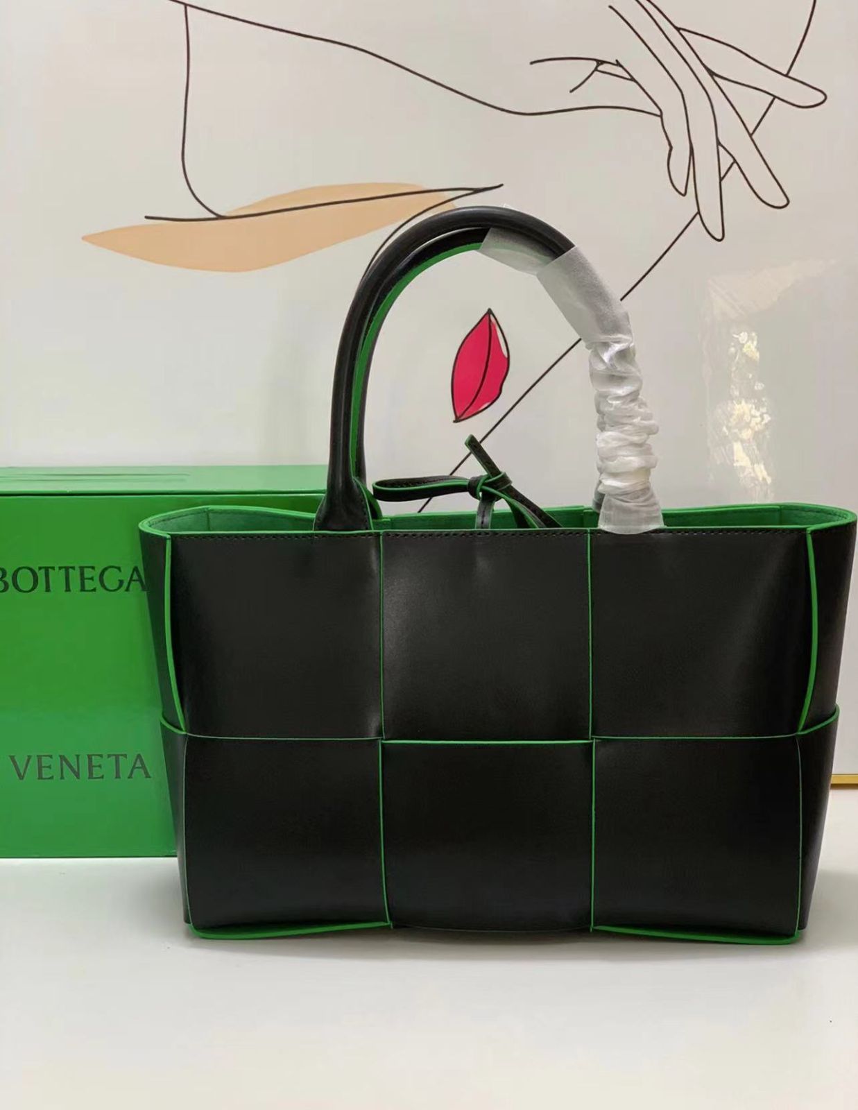 BOTTEGA VENETA ミニ アルコ トートバッグ黒