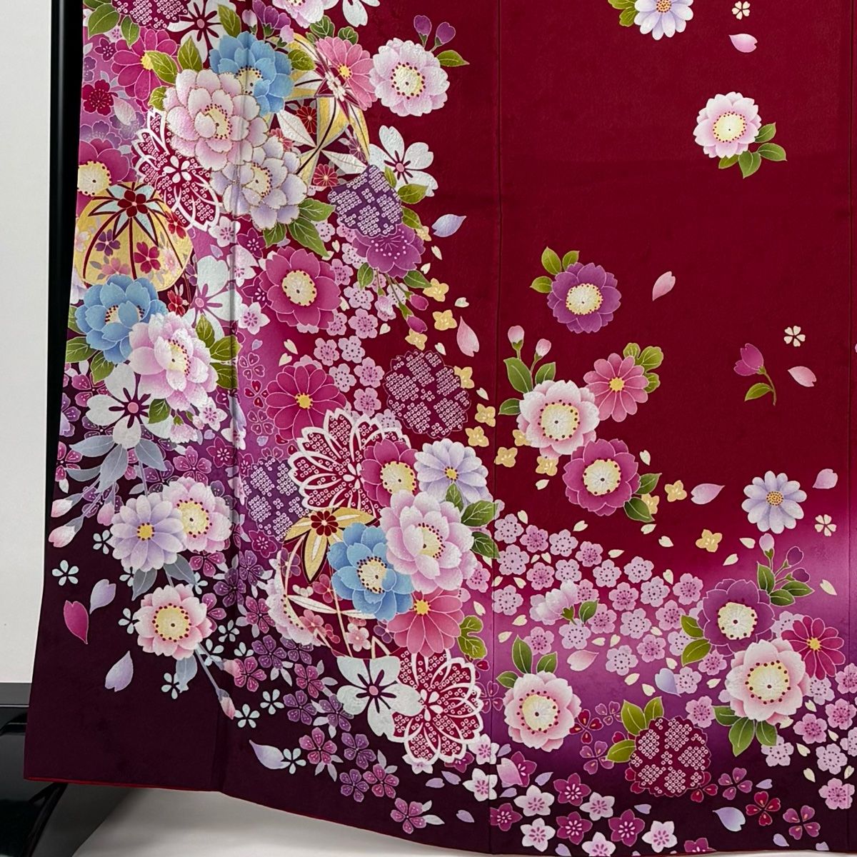 振袖 身丈168cm 裄丈70cm L 袷 鞠 桜 箔 ぼかし えんじ色 正絹