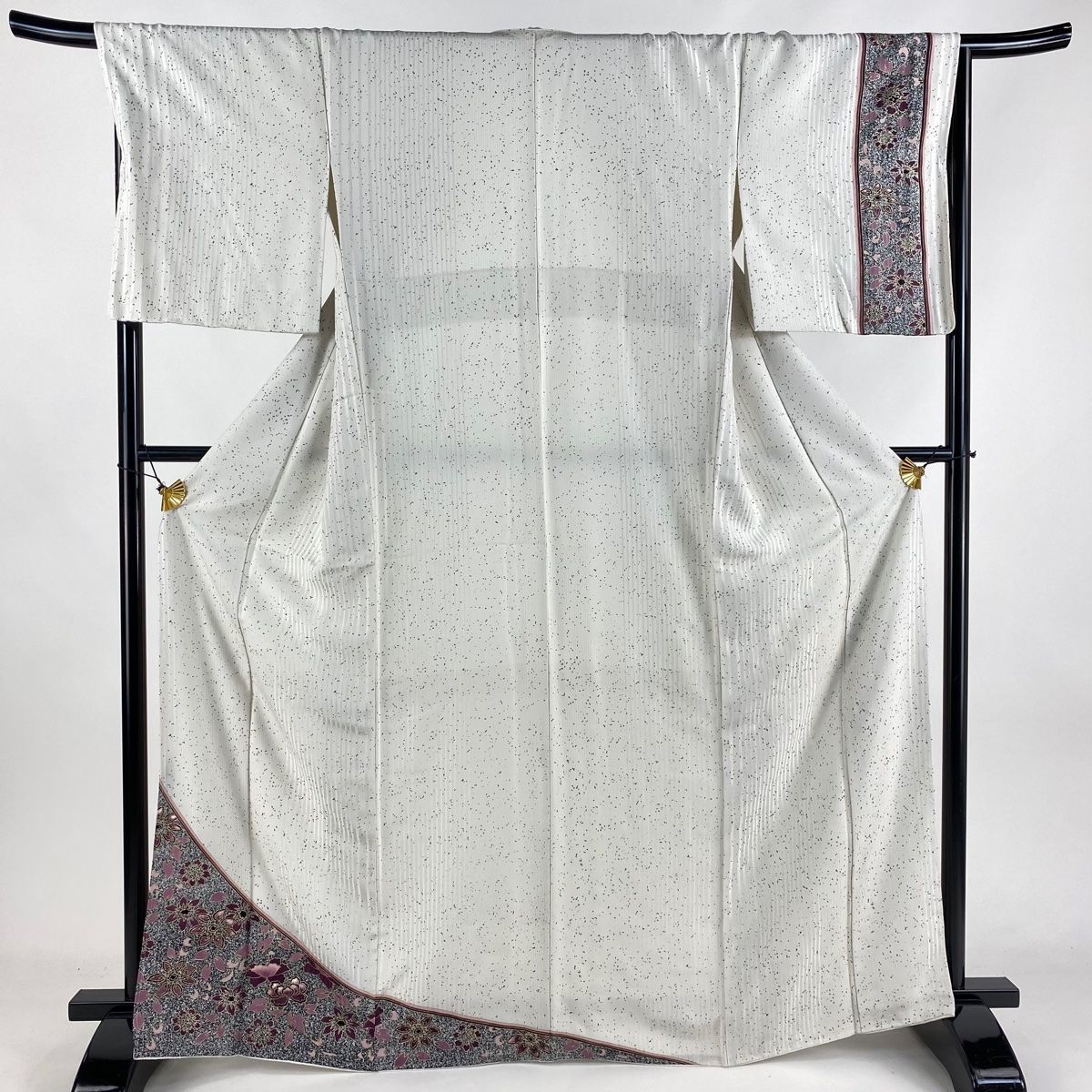 付下げ 身丈166cm 裄丈67.5cm L 袷 草花 幾何学模様 金彩 灰白 正絹 名品