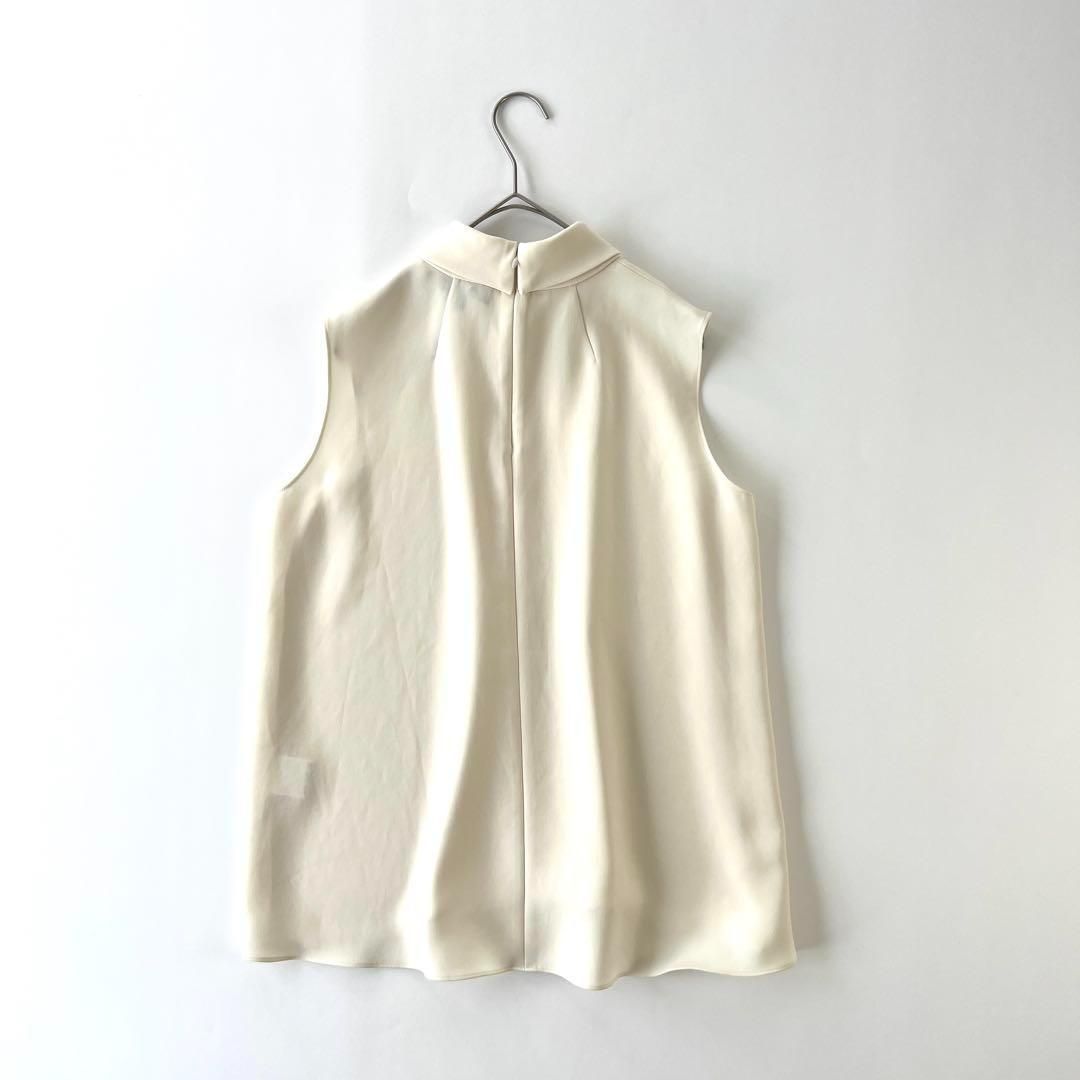 【極美品】Theory セオリー　ブラウス　カットソー　ホワイト　ノースリーブ 23SS 極美品 Theory セオリー Classic Crepe クラシッククレープ
