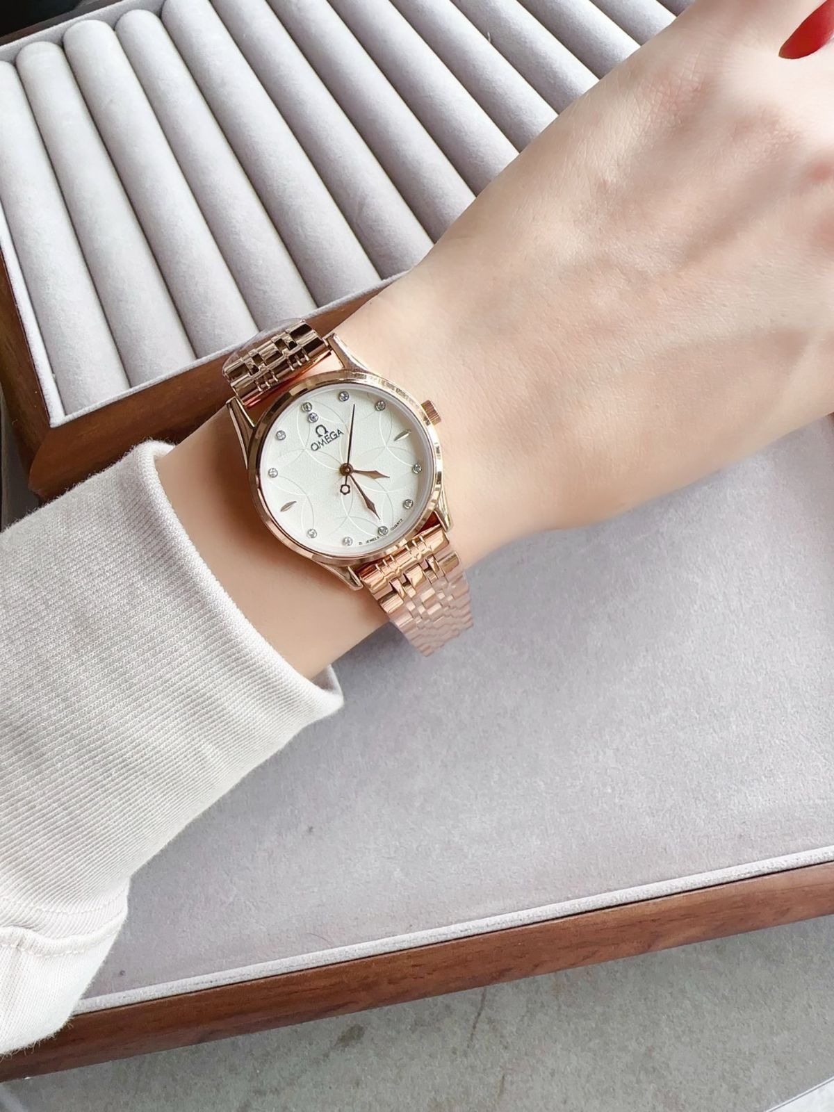 オメガレディース腕時計 OMEGA オメガ レディース腕時計 32mm|クオーツ×マルチカラー