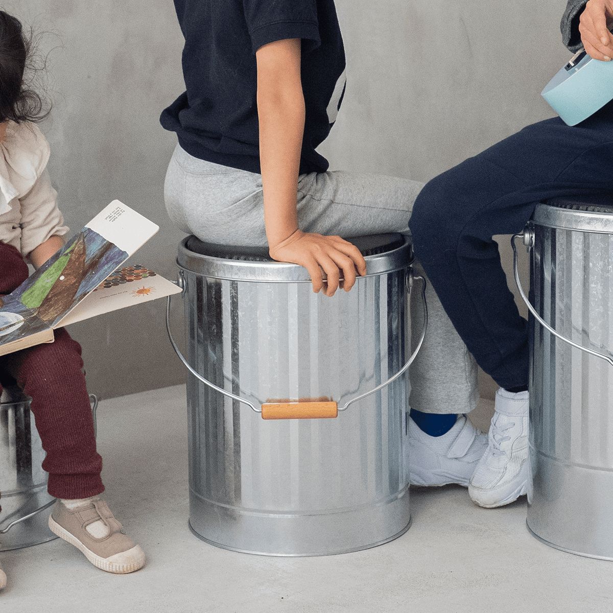 オバケツ・クッション缶 AKPM(黒) : オバケツ・クッション缶 AKPM(黒) : DIY・工具・ガーデン