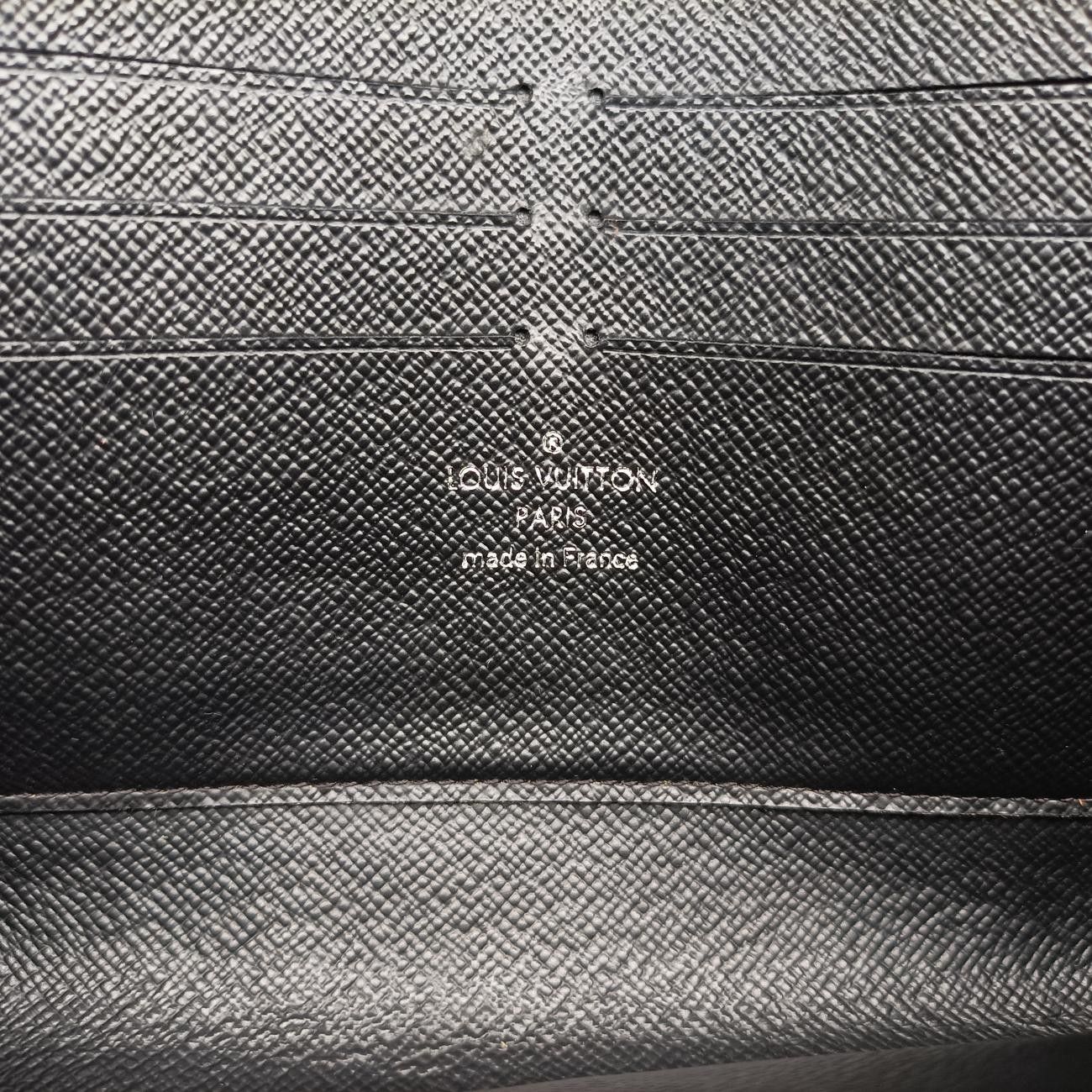 Vuittonポルトフォイユ