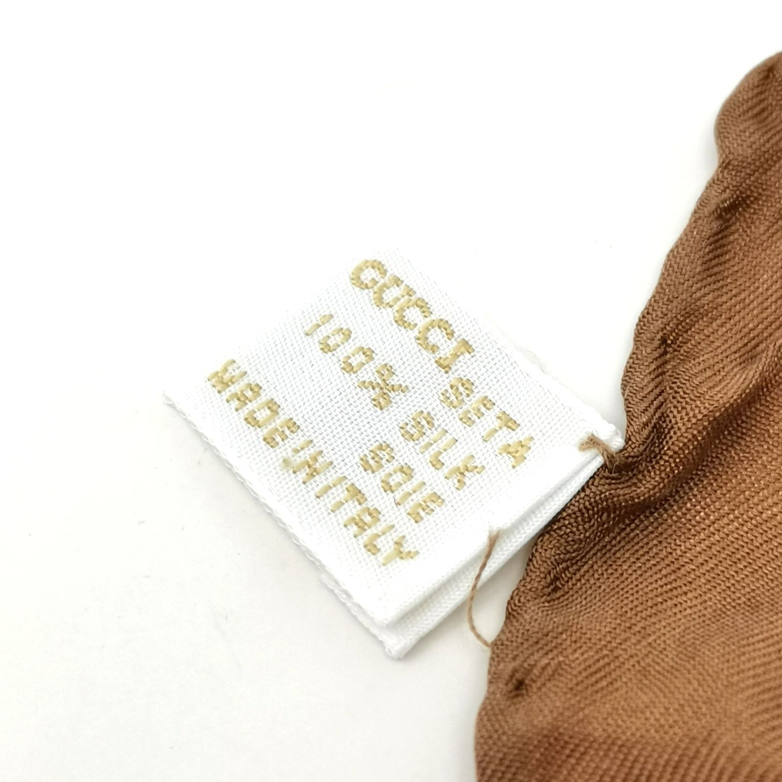 GUCCI スカーフ 箱無し GUCCI スカーフ ポピー柄 箱なし 花柄 管理番号KKVKO666 - メルカリ