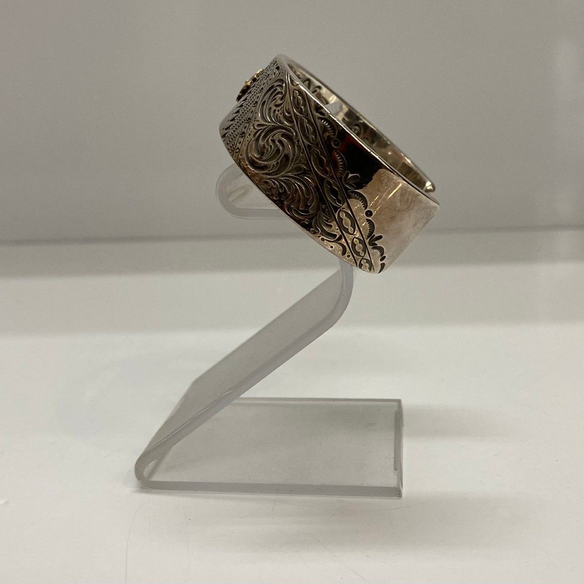 マウントヒル Mt.hill Stamped Rose Cuff バングル メンズジュエリー