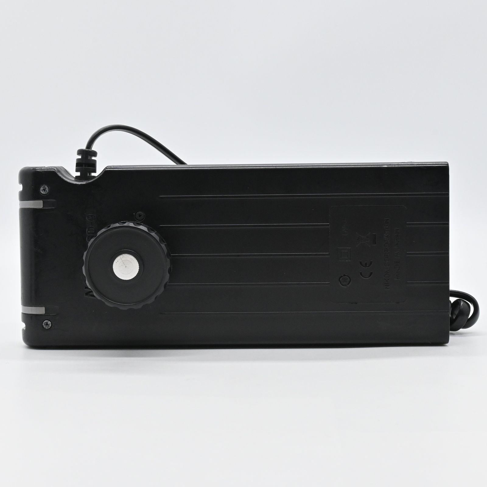 Nikon パワーアシストパックSD-9 ブラック パワーアシストパックSD-9 - 概要 | アクセサリー | ニコン