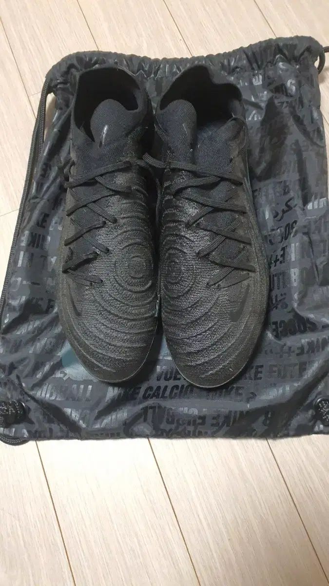 NIKE ナイキ ファントム GX2
