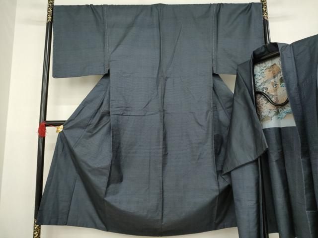 平和屋着物●男性 本場大島紬 アンサンブル 100亀甲 総詰め 正絹 AABA7996ck