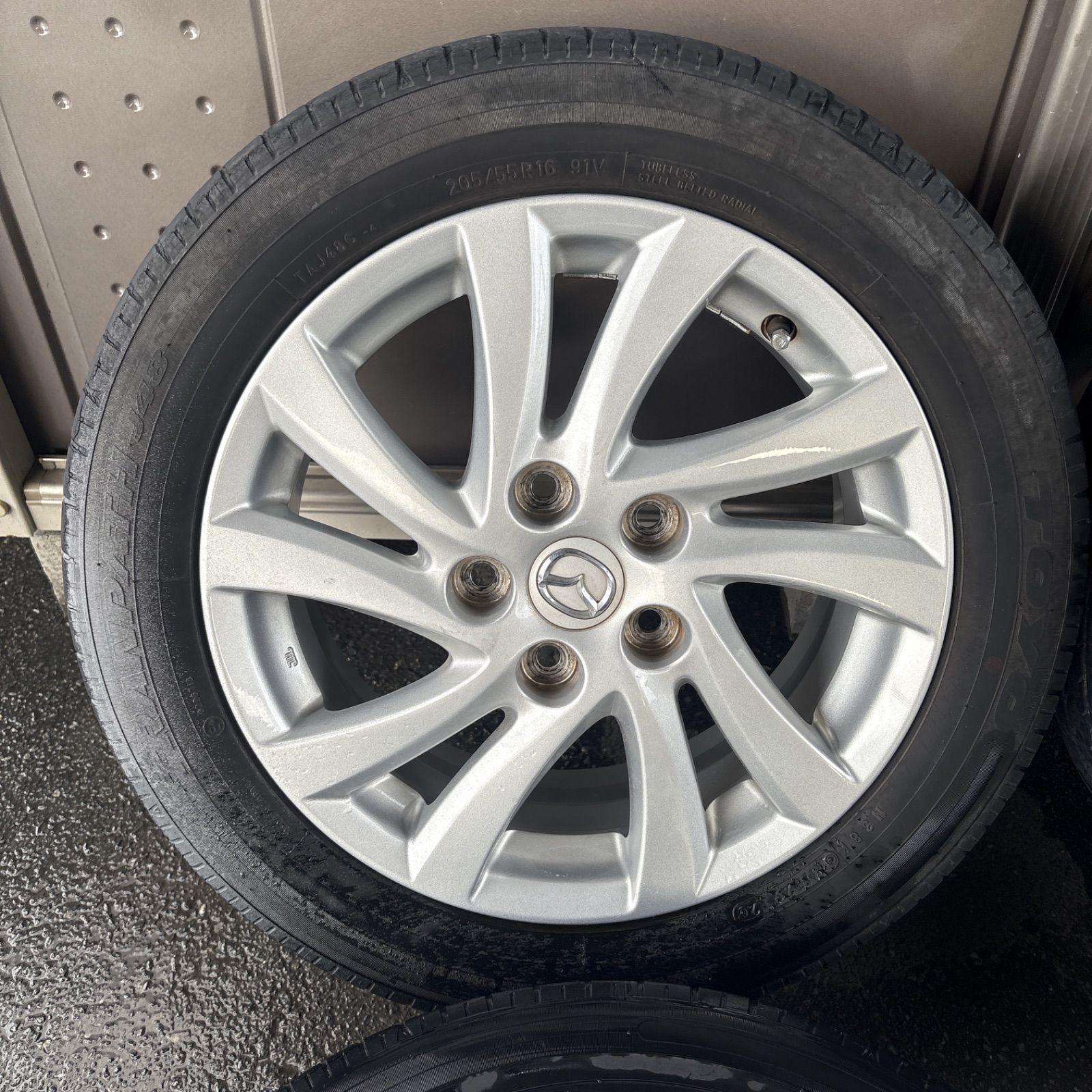 プレマシー 純正ホイールタイヤセット 205 55R16