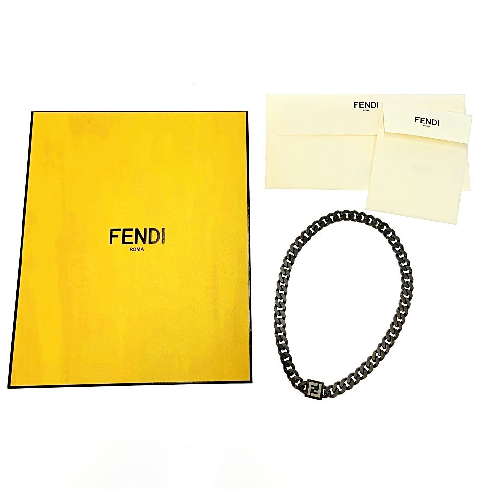 中古】【箱付き】 FENDI フェンディ メタル FFモチーフ チェーン 